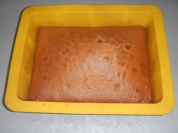 Шоколадный бисквит на кефире для торта