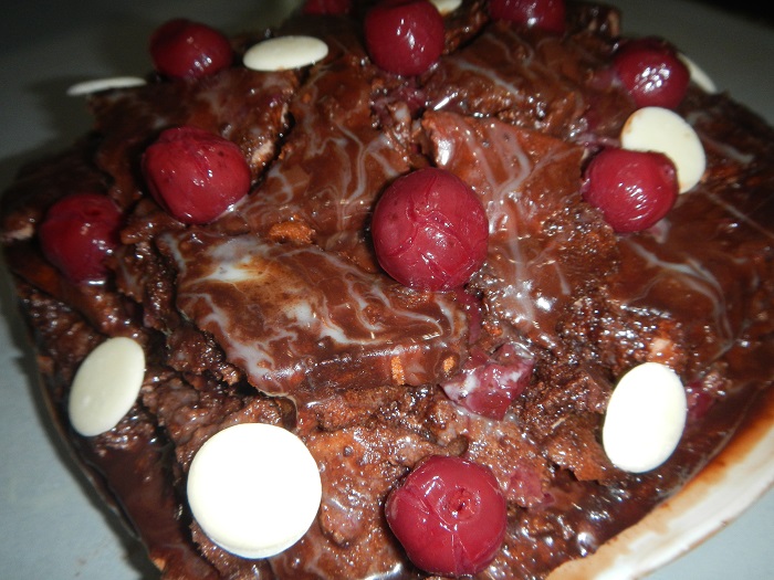 Quick homemade cake Cherry in chocolate
