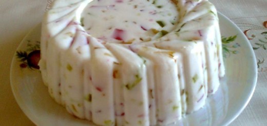 Двухцветный творожный желейный торт с бисквитом