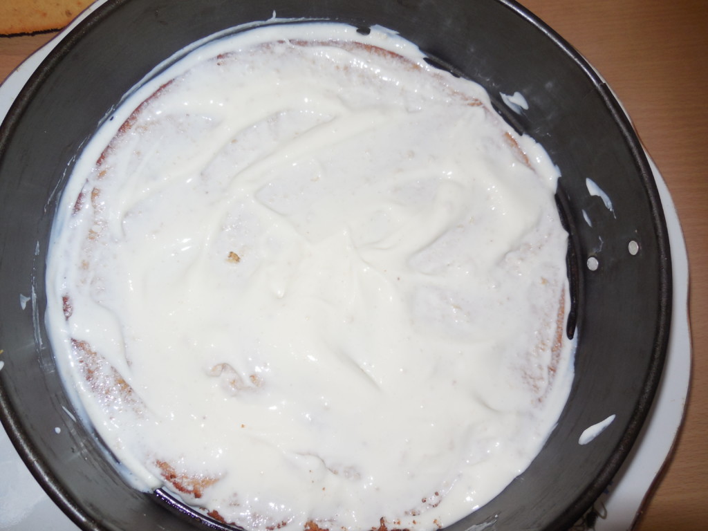 Honey cake with curd cream and walnuts 