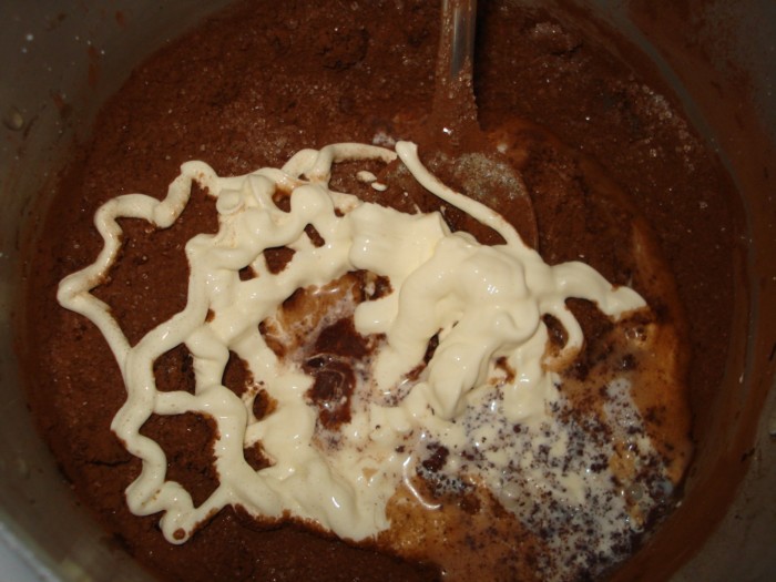 Смачна шоколадна глазур для торта