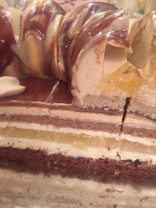 Вкусный бисквитный торт на день рождения