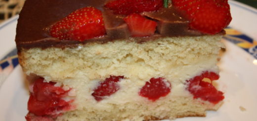 French Frezier cake with strawberries and muslin cream