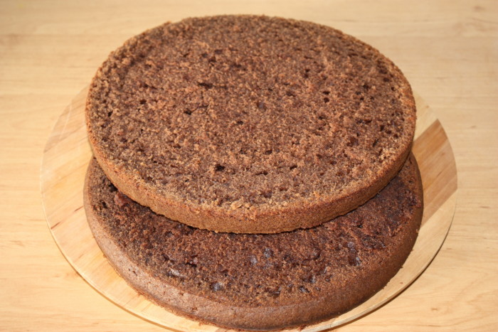 Шоколадно-масляный бисквит Женуаз для торта