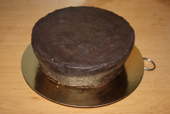 Chocolate ganache for cake