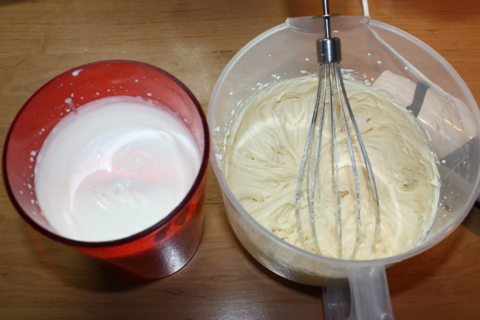 Creamy caramel cream with mascarpone for Milk Girl cake