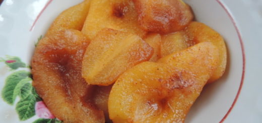 Карамельні груші в сиропі половинками - фруктовий прошарок для торта
