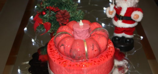 Новогодний торт Свеча - домашний бисквитный торт с соленой карамелью