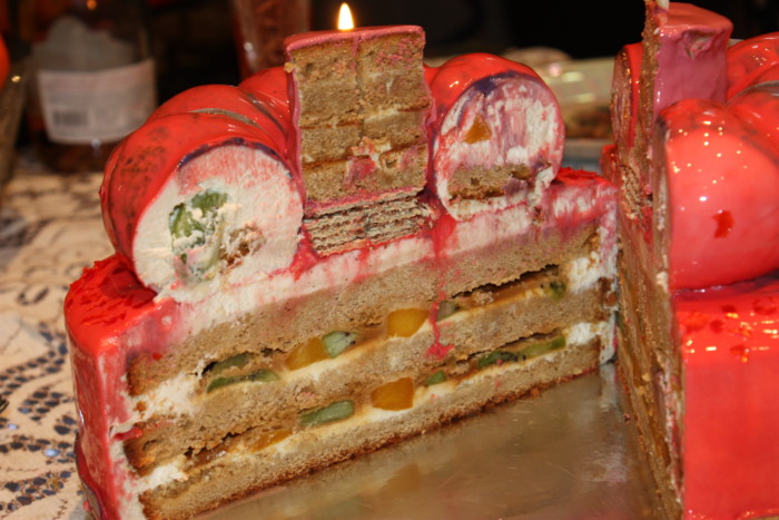 новорічний торт із солоною карамеллю