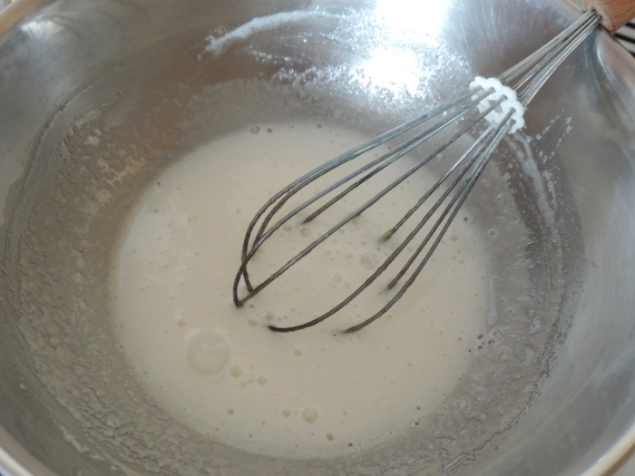 Butter protein custard for cake decoration