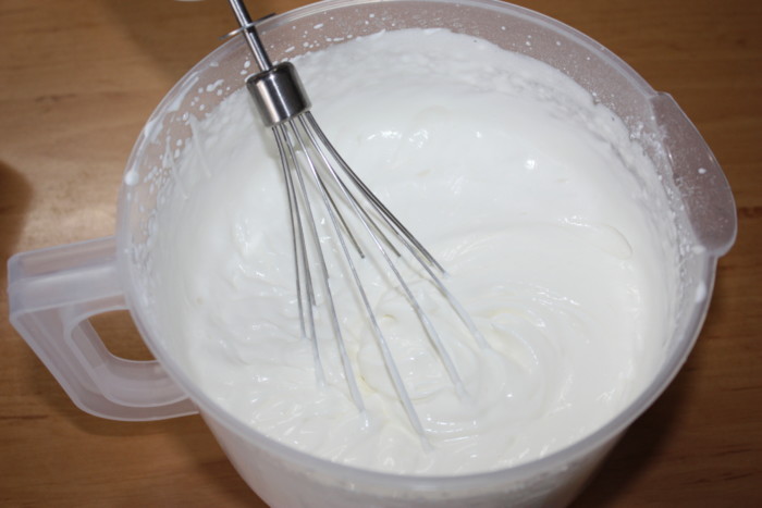 Сливочно-творожный крем - лучший крем для украшения торта